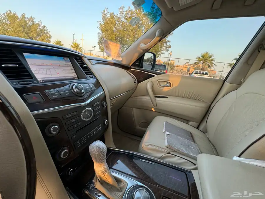 جيب انفنتيQX80 2013 اسود ملكي 51