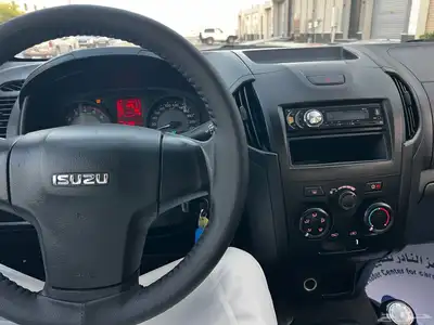 ايسوزو ديماكس 2022 نظيف 14