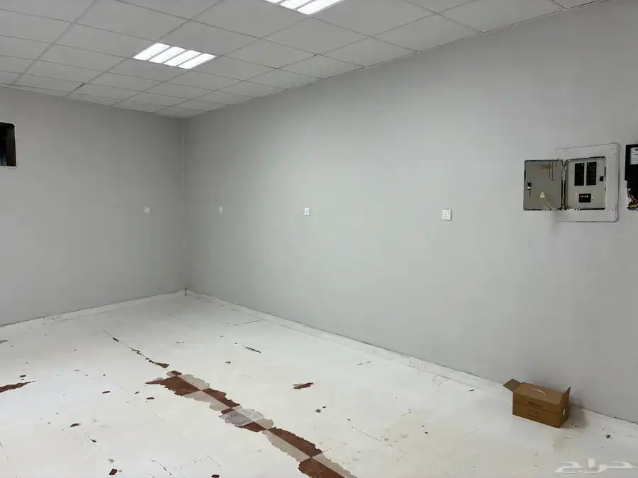 محل موقع مميز وشارع حيوي للاجار 7
