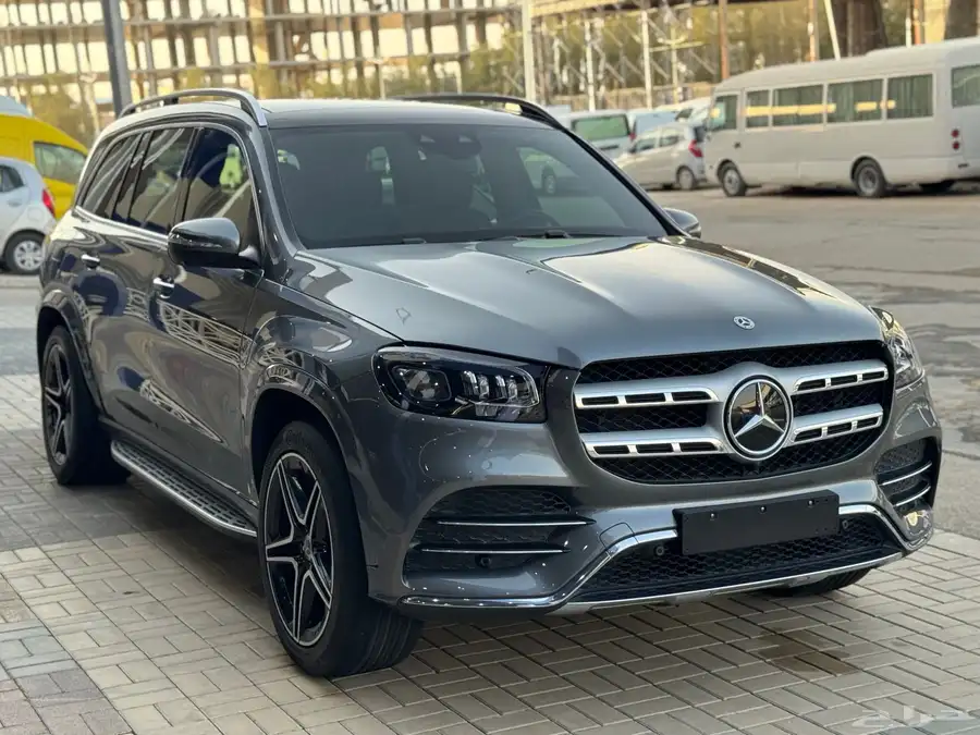 مرسيدس GLS450 2022 عداد 44 الف KIT AMG 1