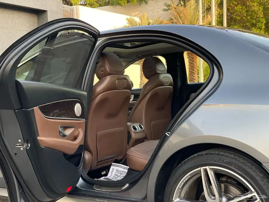 مرسيدس - E300 - 2020 - سعودي 8