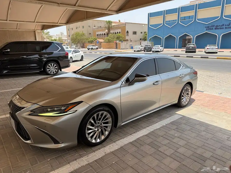 لكزس سعودي للبيع موديل 2022 ec350 DD فل كامل 1