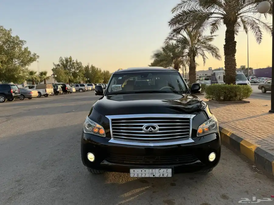 جيب انفنتيQX80 2013 اسود ملكي 20