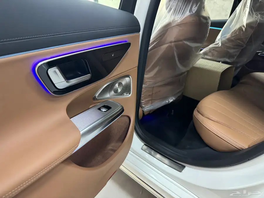 للبيع مرسيدس E300 اصفاارر 2025 فل بطاقة 45