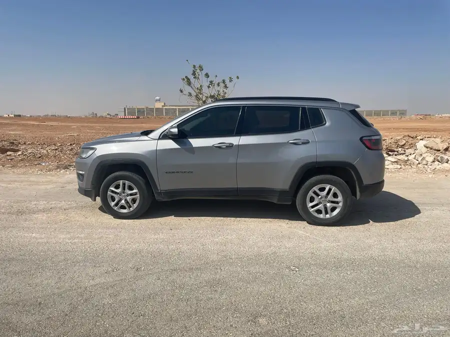 للبيع جيب كومباس 2019 4