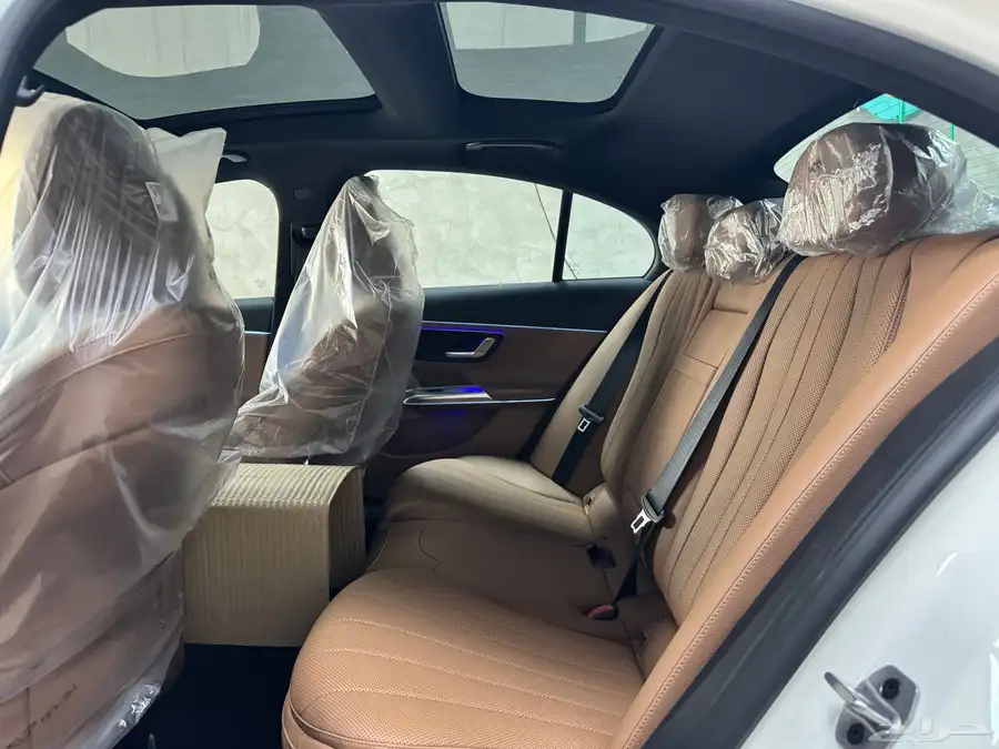 للبيع مرسيدس E300 اصفاارر 2025 فل بطاقة 46