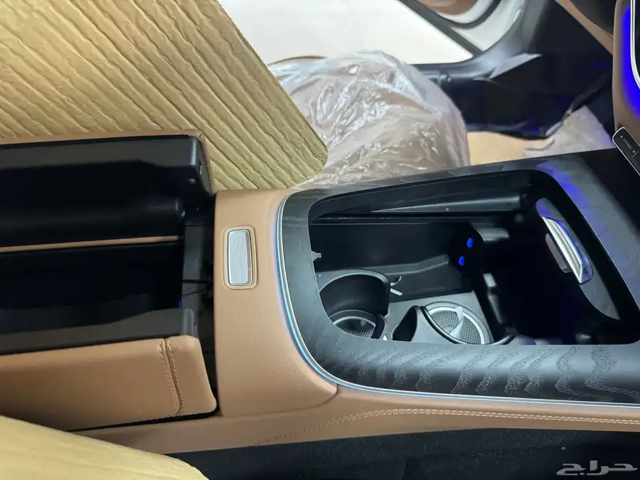 للبيع مرسيدس E300 اصفاارر 2025 فل بطاقة 54