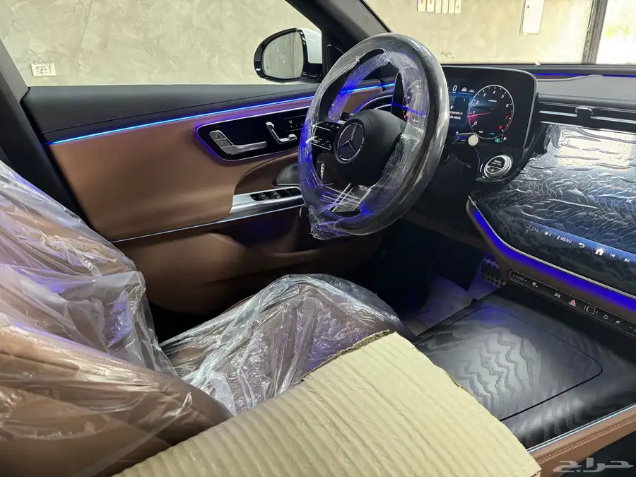 للبيع مرسيدس E300 اصفاارر 2025 فل بطاقة 34