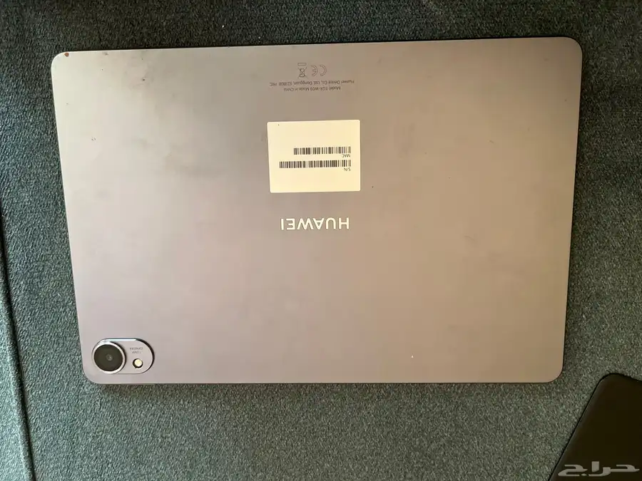 ايباد هواوي mat pad11.5مستعمل لمدة 3اشهر فقط مع كيبورد 4