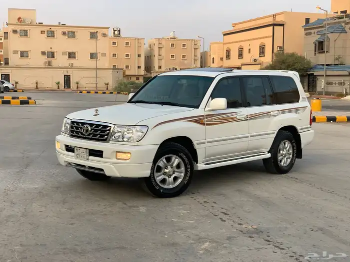 لاندكروزر مجدد بالكامل موديل 2004 من سيارات الكراج الملكي 3