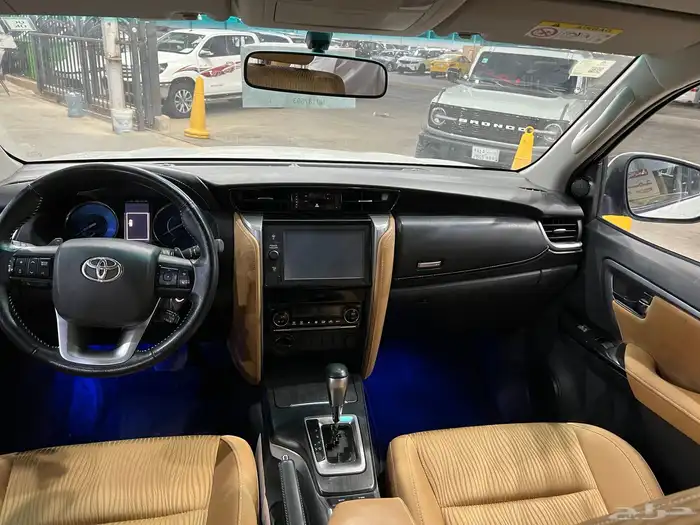 فورتشنر Vx1 بنزين سعودي 2022 4