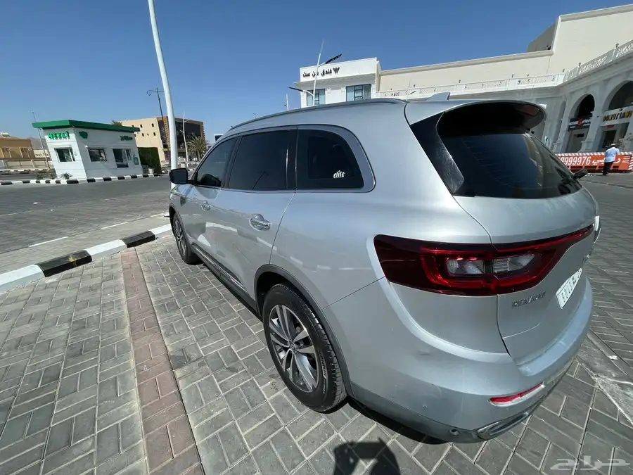 رينو كوليوس المالك الاول 15