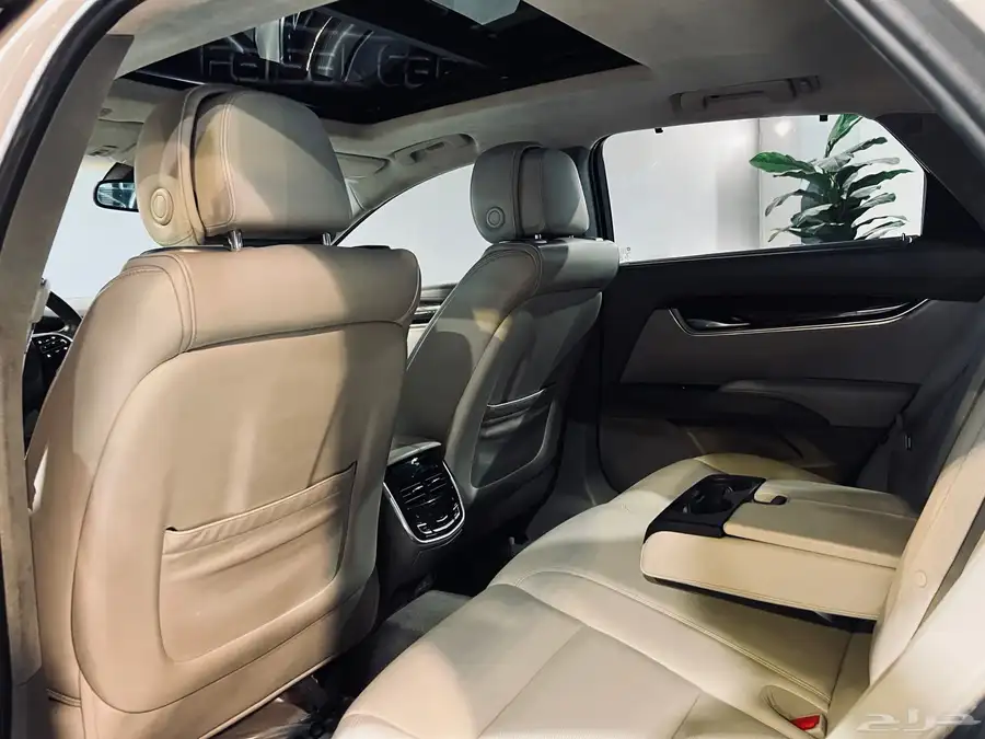 كاديلاك XT4 2013 بحاله ممتازه جدا فل 8