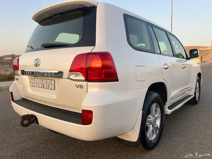 تم البيع لاندكروزر 2014 فل كامل وكالة بسعر طيب 1