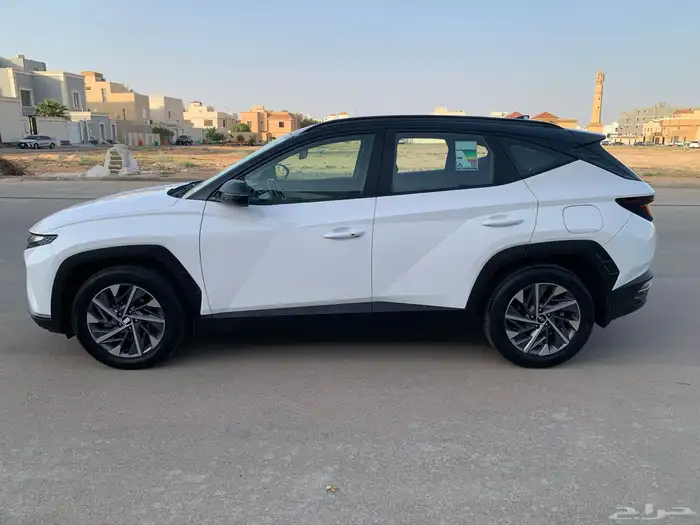 هيونداي توسان 2023 دبل محرك 2.0CC نص فل 4