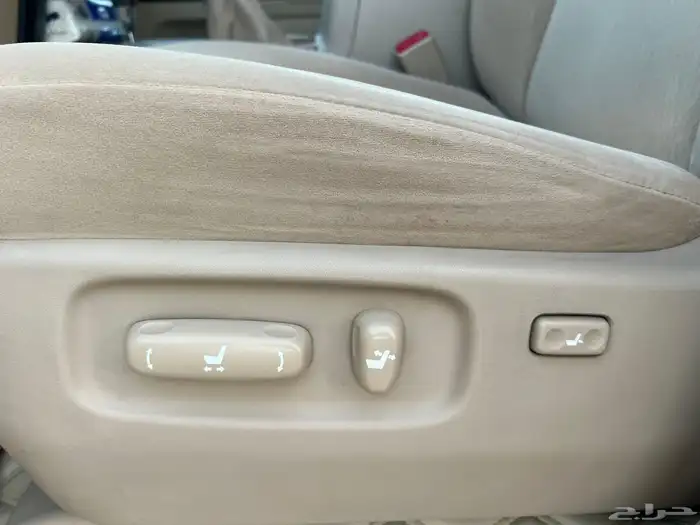 تم البيع لاندكروزر 2014 فل كامل وكالة بسعر طيب 30