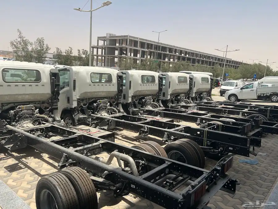 ايسوزو دينا NPR   NQR   Fr   FSR 0