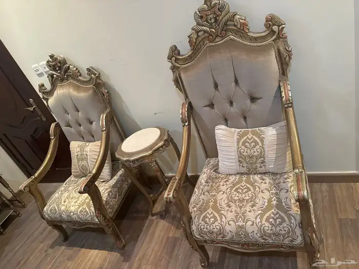مفروشات وكنب 3