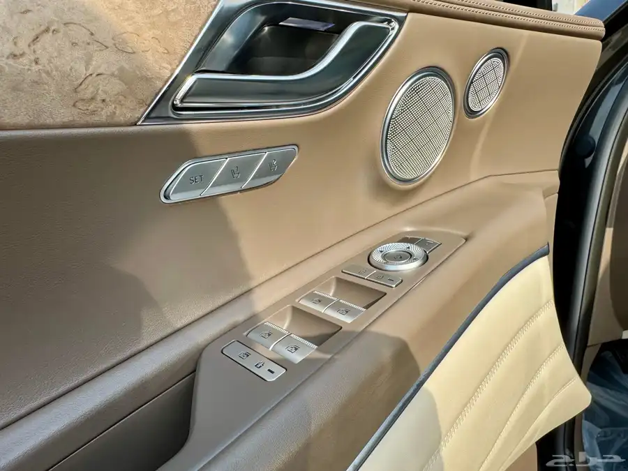 جينيسيس GV80 موديل 2024 8