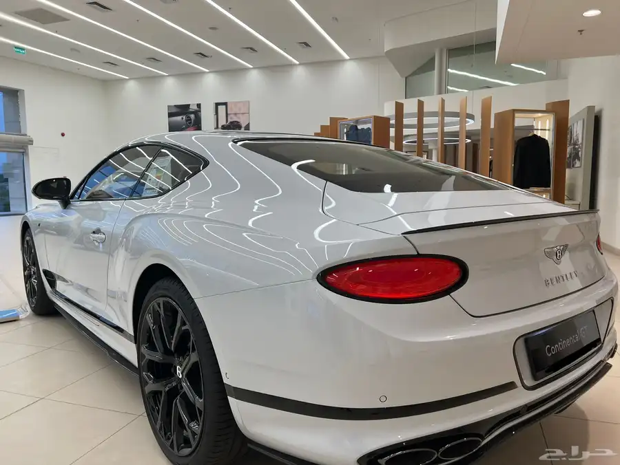 BENTLEY CONTINENTAL GT S 2023 جديد 4