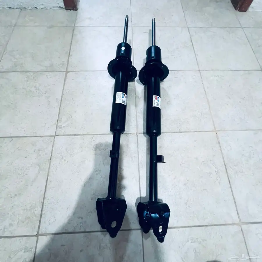 مساعدات خلفية جنسس G80 موديل 2023 1
