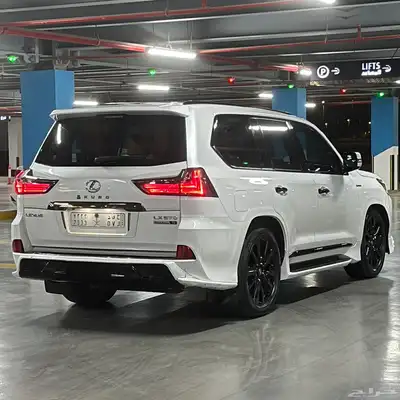 LEXUS LX570 2016 5
