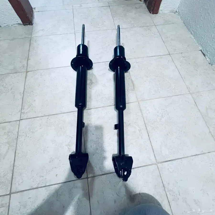 مساعدات خلفية جنسس G80 موديل 2023 2