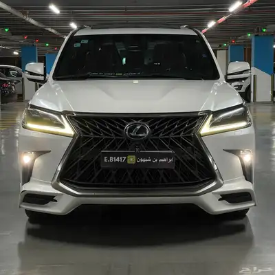 LEXUS LX570 2016 1