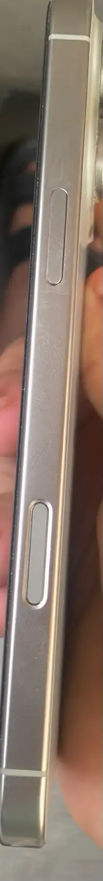 ايفون 16 برو ماكس 1