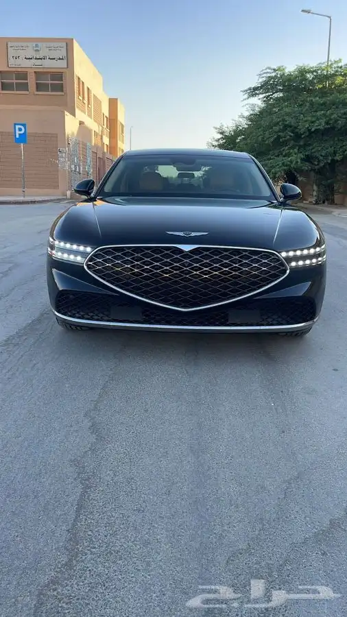 جينيسس G90 موديل 2023 3