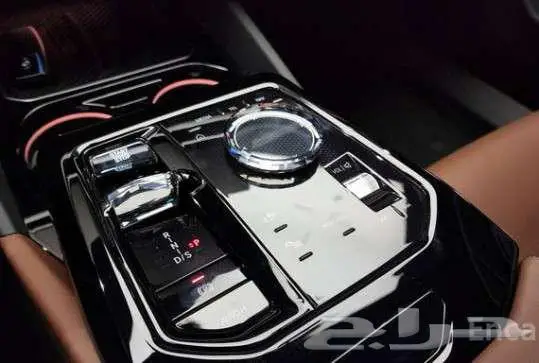 530i 2024 BMW 12
