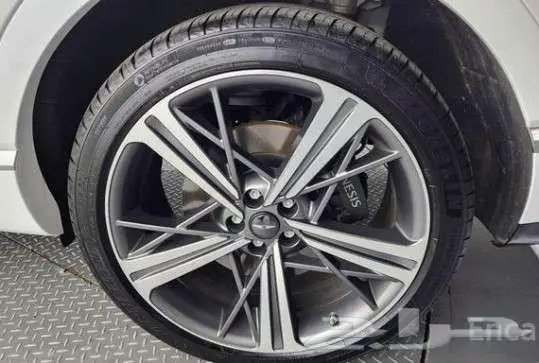 جينسس GV80 2.5T AWD كوبيه 4