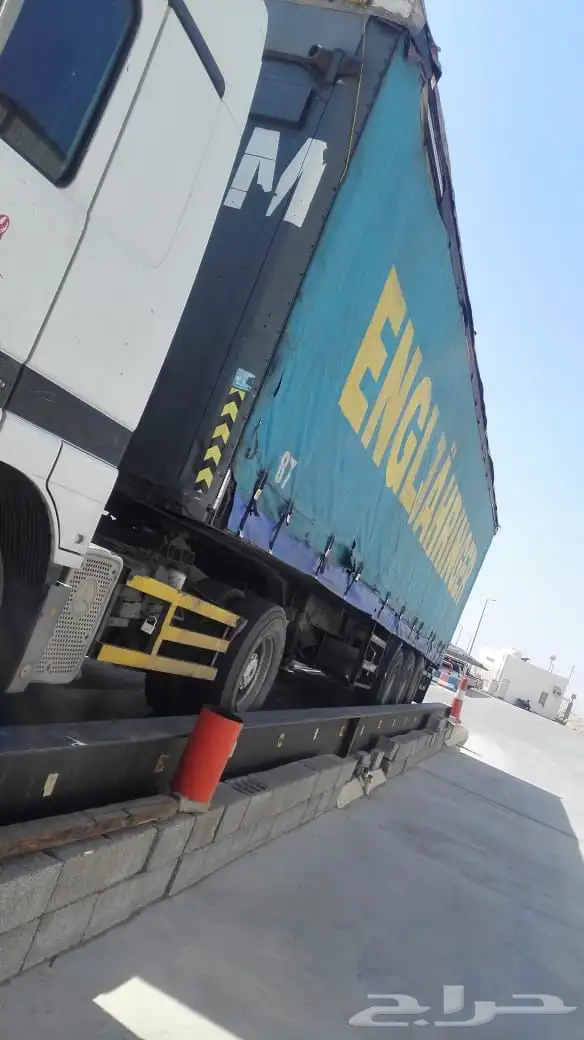 تريله ترله شاحنه جوانب عالي وستاير نقل البضائع والمهمات 4