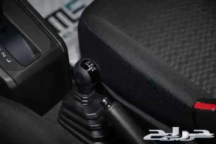 سوزوكي جمني 2025 GLX باب واحد افضل سعر 3