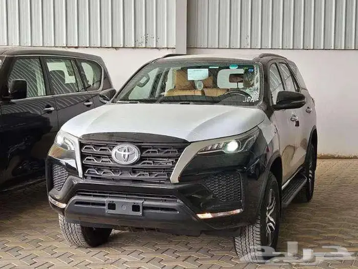 تويوتا فورتشنر الجديد 2025 بنزين GX2 كاش واقساط وعروض مميزه 1