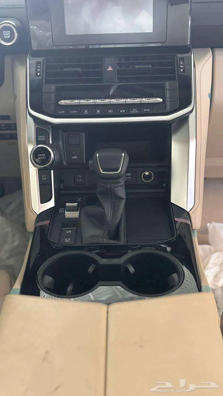 لاند كروزر GXR L1 ديزل عبداللطيف جميل 12