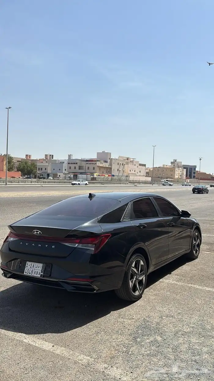النترا 2021 للبيع اسود 9