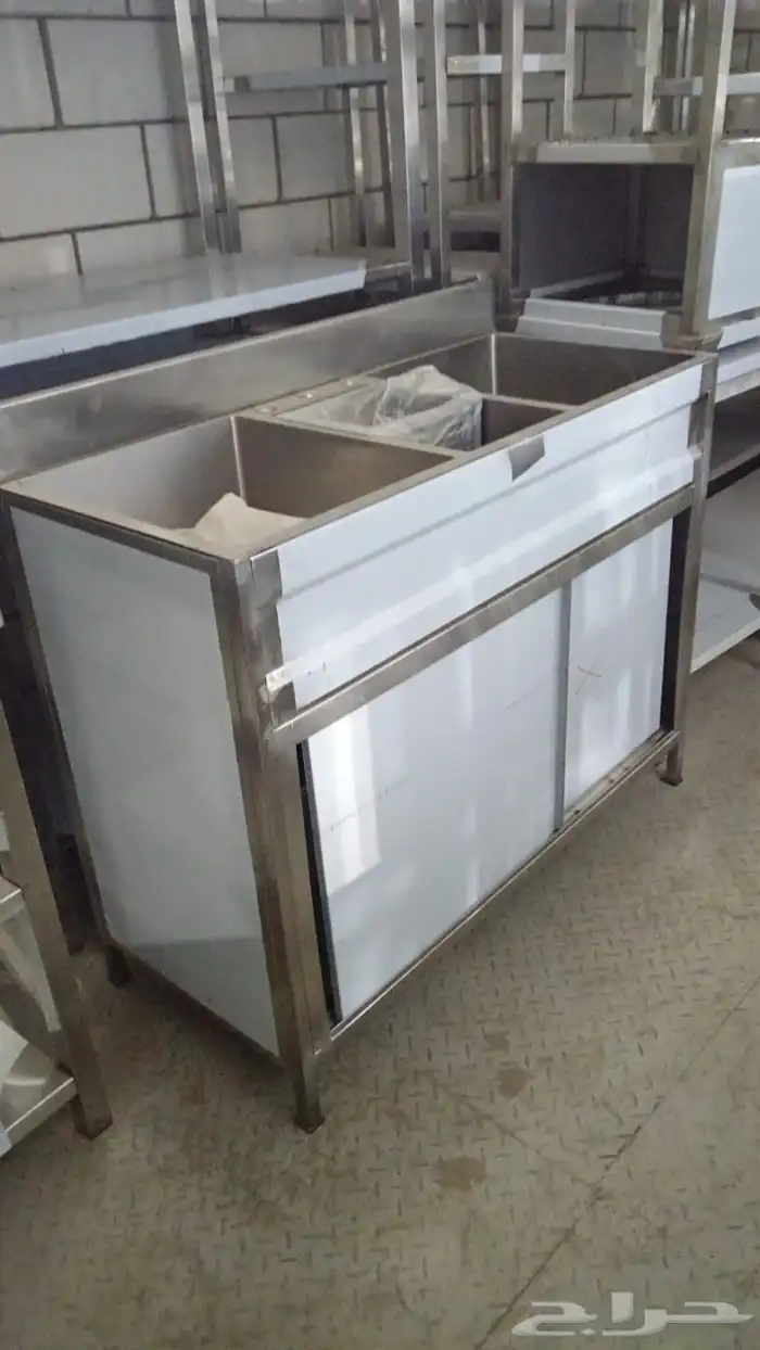 معدات مطاعم طاولات ستيل 0