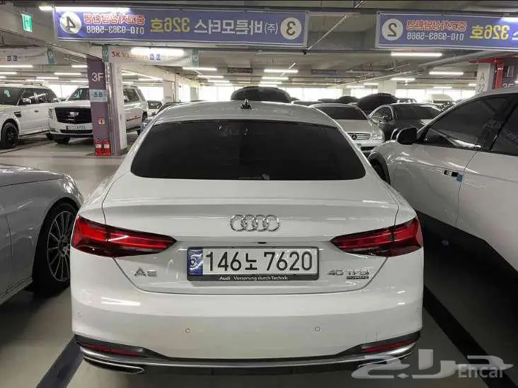 اودي A5 40 TFSI 2023 Sport Back 3
