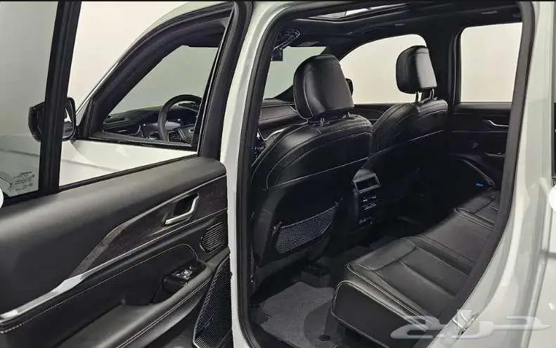 جيب - Jeep Grand Cherokee 2023 11
