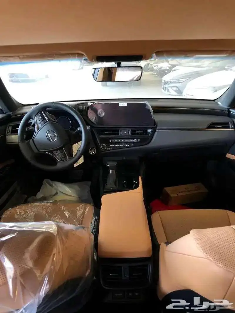 لكزس ES 350 فئه CA موديل 2024 بقسط 2695 الحسن 5