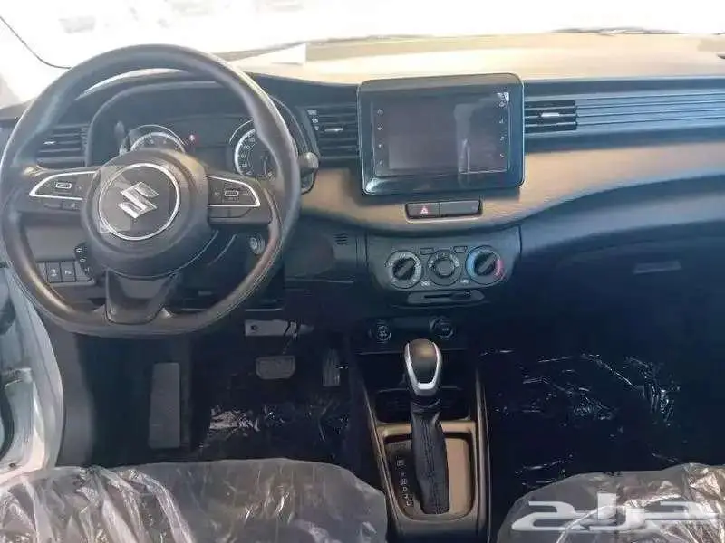 سوزوكي ارتيجا استندر موديل 2025 5