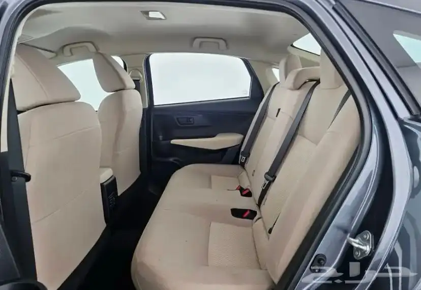 يارس 2023 رمادي ممشى قليل 5