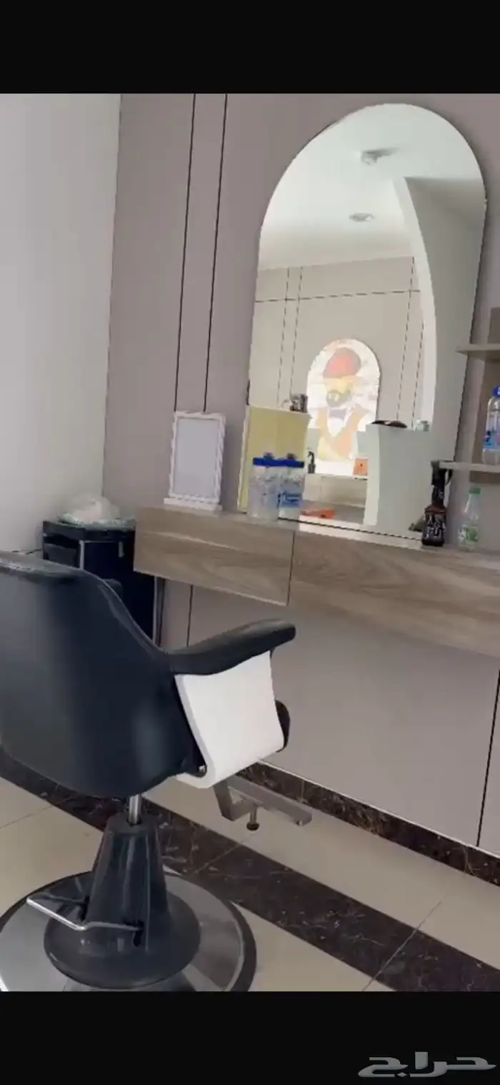 اغراض حلاق كامل ثلاث كراسي وزايد كرسي اطفال 0