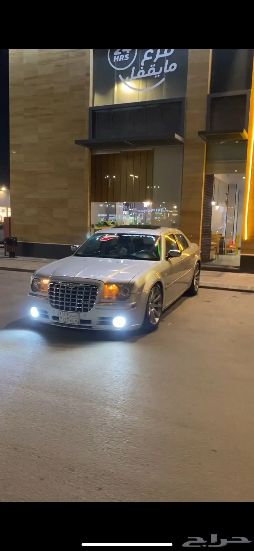كرايسلر SRT8 اصلي 4