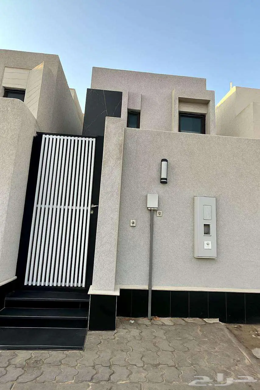 فيلا للايجار حديثة مودرن بحي الجماوات 5
