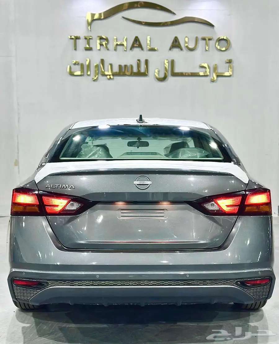 نيسان التيما S استندر 2025 اسود و رصاصي كاش واقساط 15