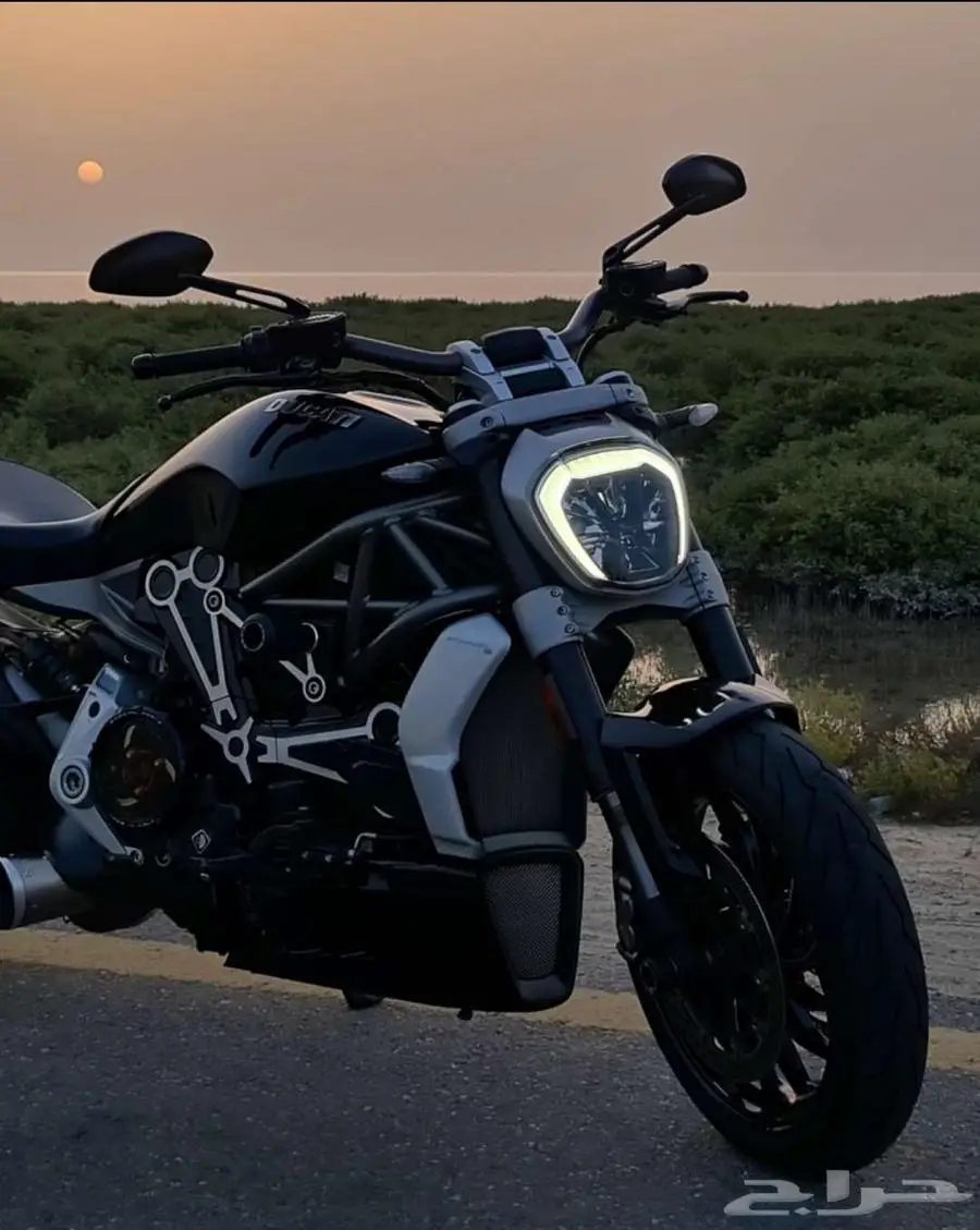 2016 Ducati Xdiavel S 4