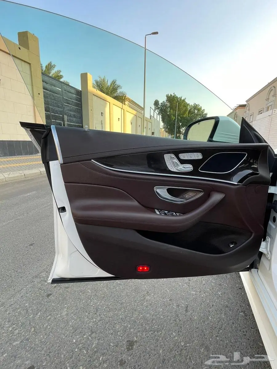 مرسيدس CLS 350 2019 مخزن بحالة الوكالة 15
