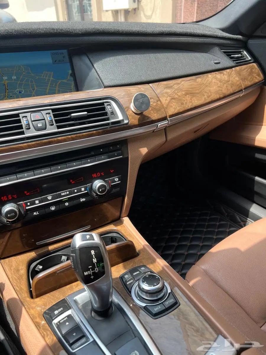 بي ام دبليو 730Li 10
